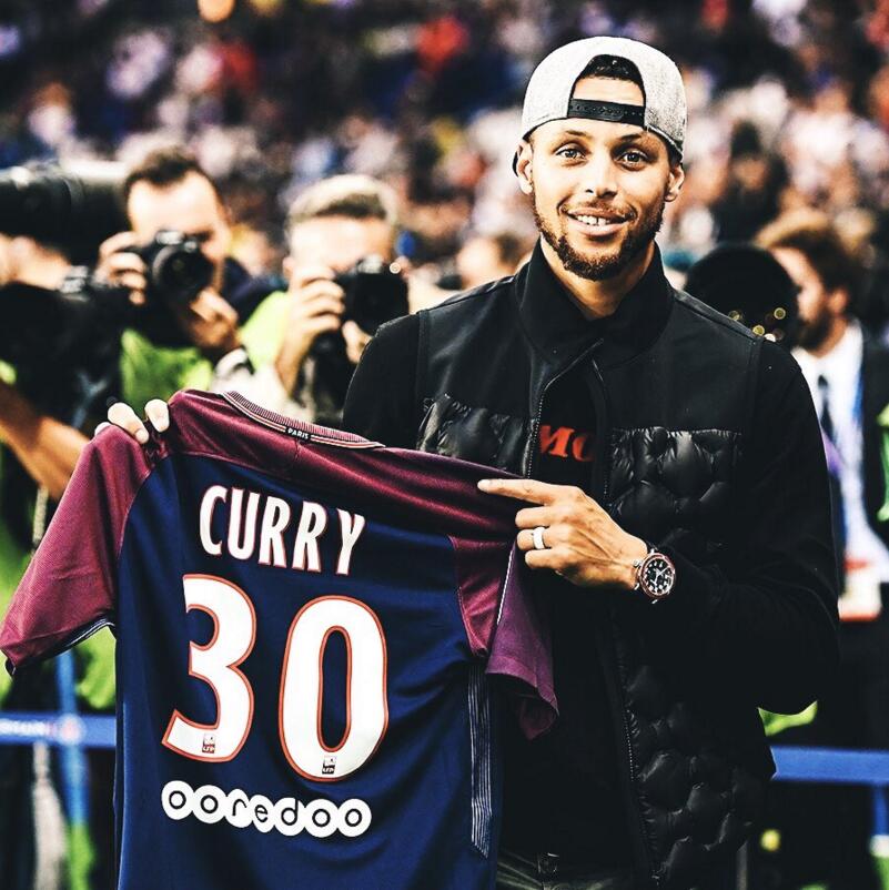 球星用一次大帽点燃全队（球星关键封盖点燃全队士气）